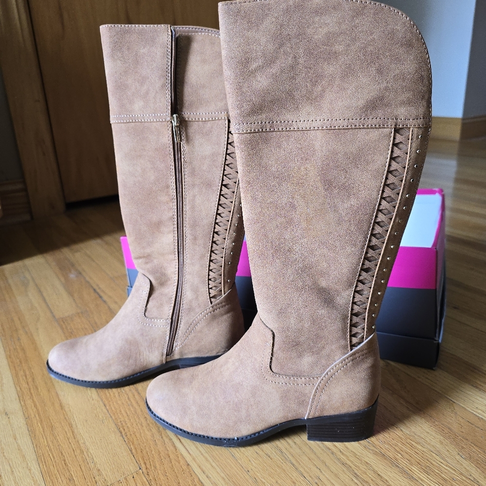 Vince Camuto Girls Size 4M - Walnut Tan Brown Suede Boots - Picture 5 of 11